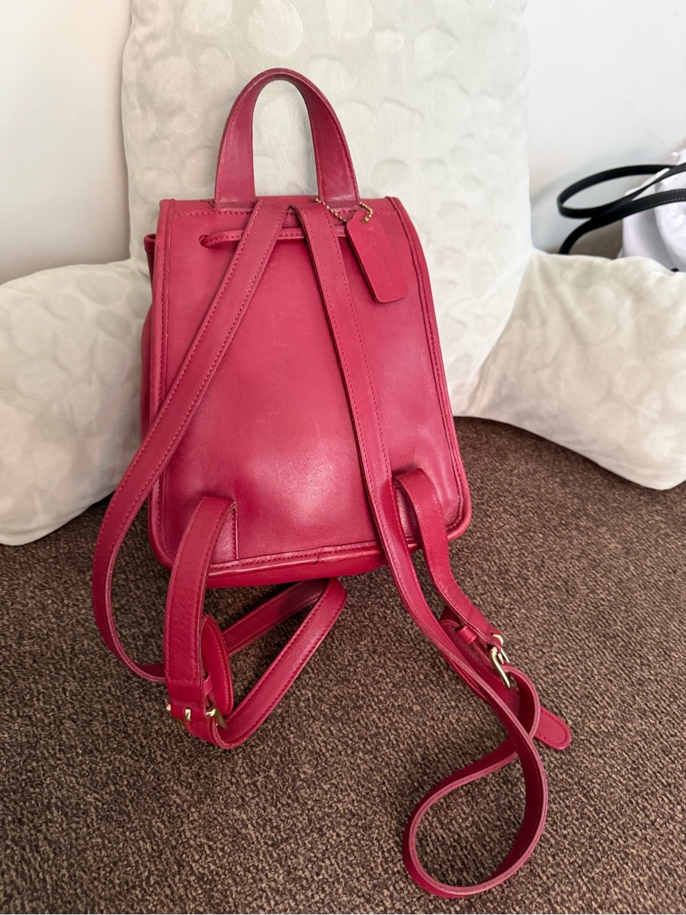 Coach Small Daypack in red leather circa late 1990s - Picture 2 of 5